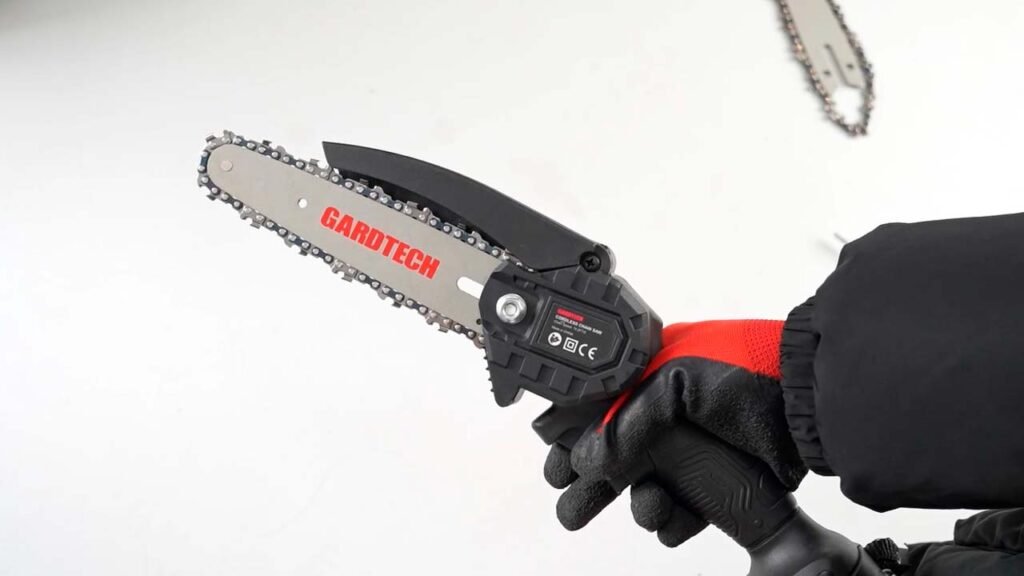 Gardtech Mini Chainsaw