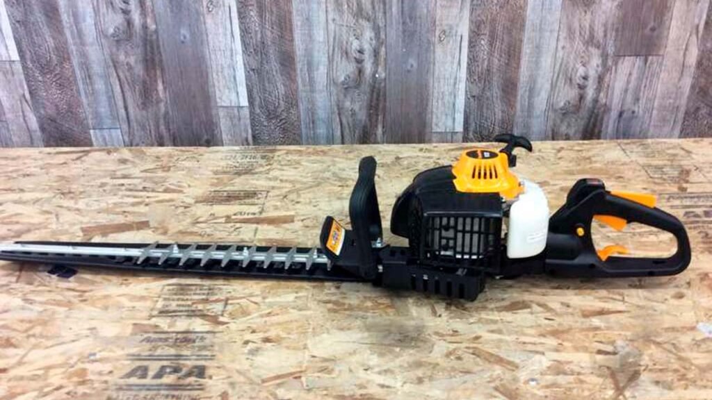 Poulan Pro 2 Cycle Hedge Trimmer